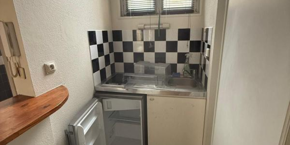 appartement à BORDEAUX (33800)