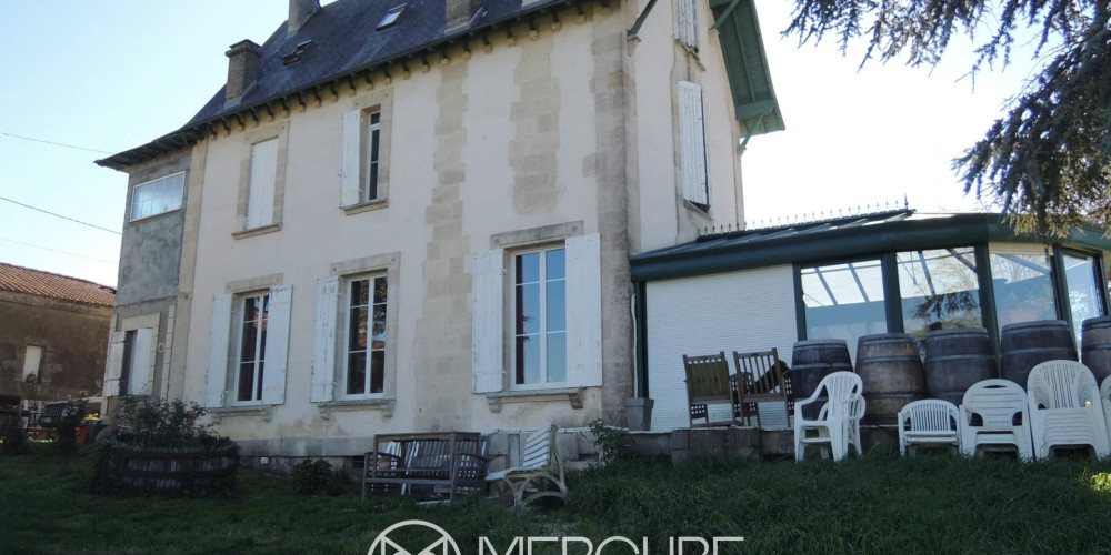 maison à BLAYE (33390)