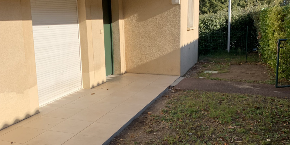 maison à ETAULIERS (33820)