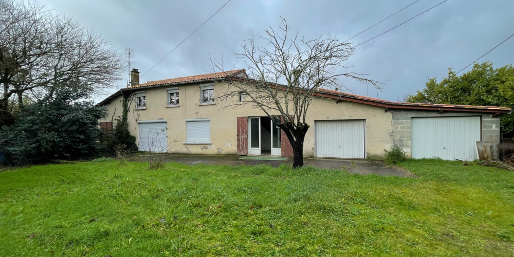 maison à COUTRAS (33230)