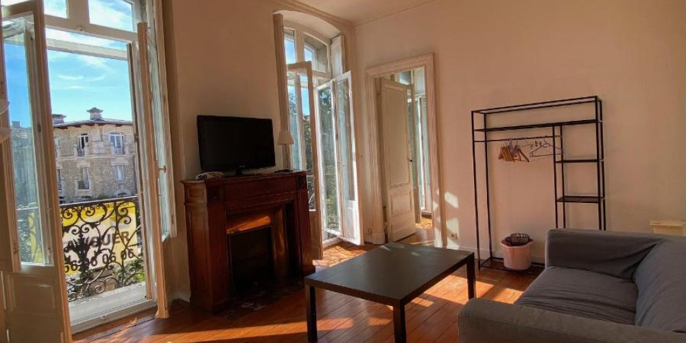 appartement à BORDEAUX (33000)