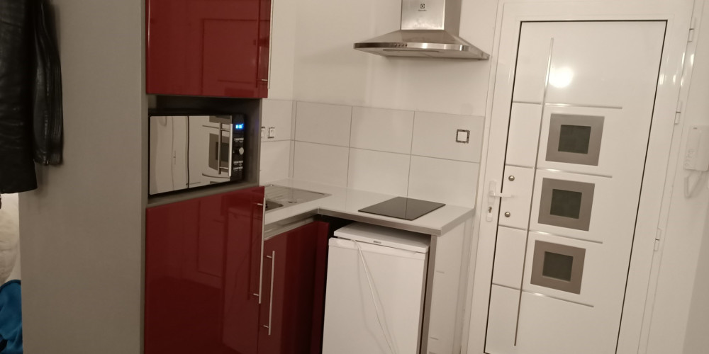appartement à BORDEAUX (33800)