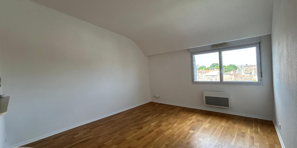 appartement à BORDEAUX (33000)
