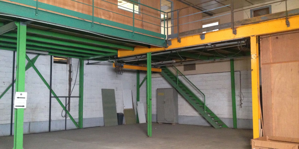 local industriel à AMBARES ET LAGRAVE (33440)