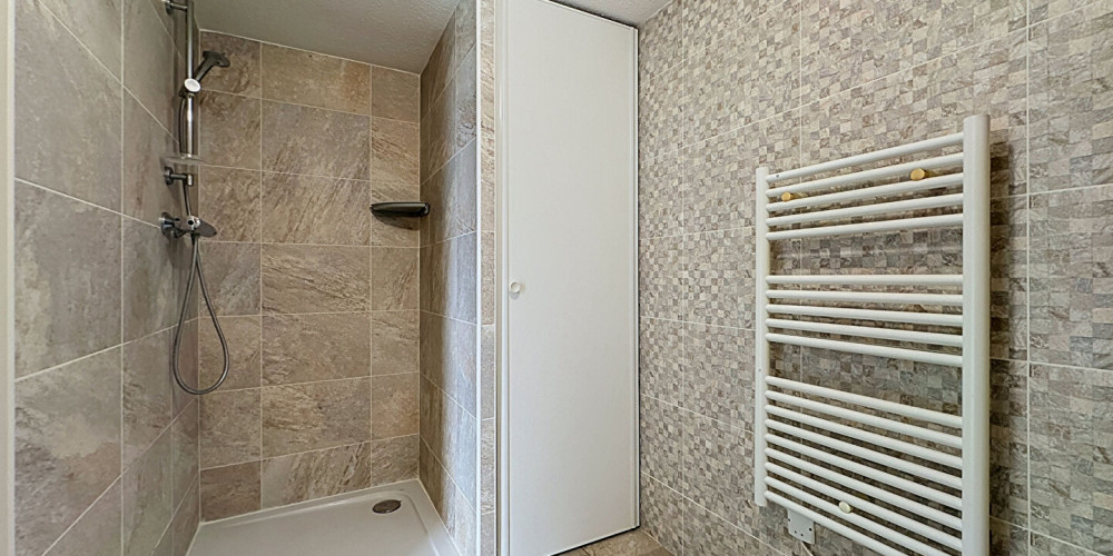 appartement à BORDEAUX (33100)
