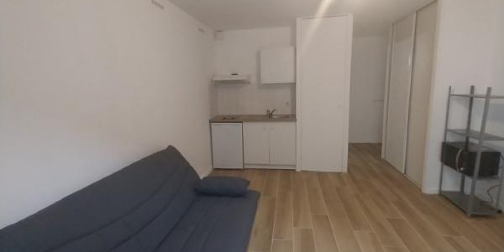 appartement à BORDEAUX (33800)