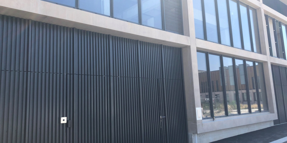 local industriel à BORDEAUX (33100)