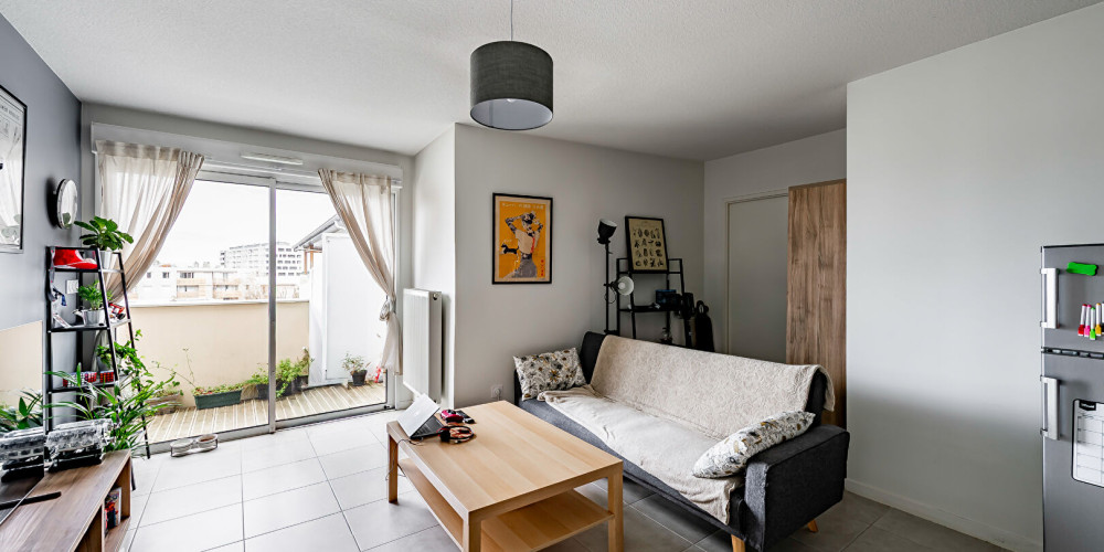 appartement à PESSAC (33600)