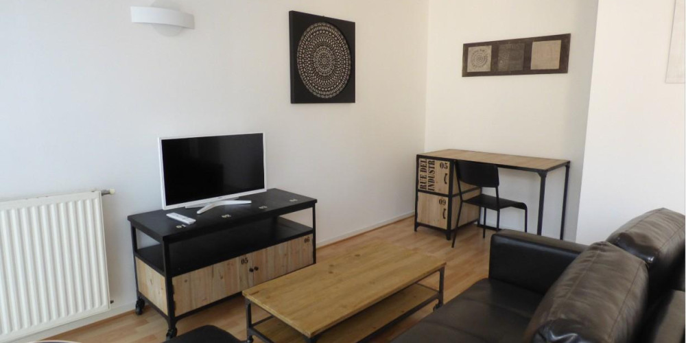 appartement à BORDEAUX (33300)