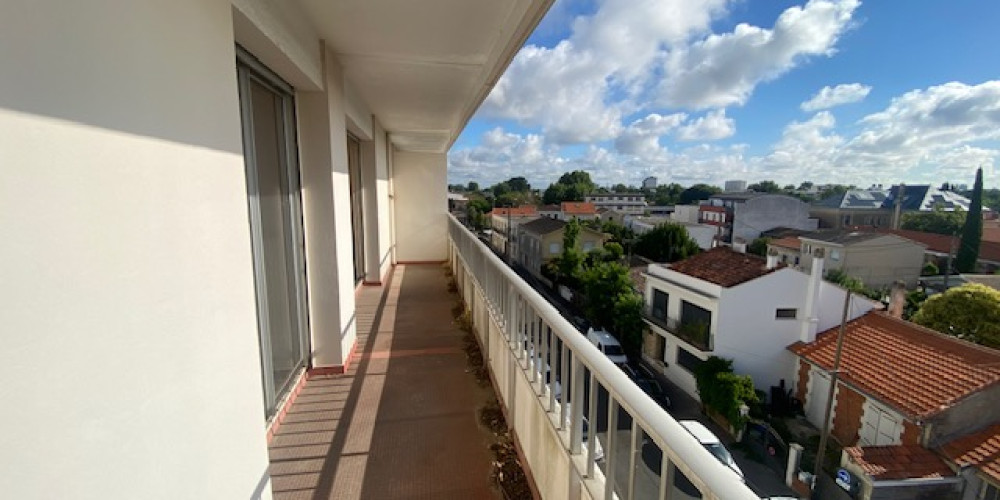 appartement à BORDEAUX (33200)