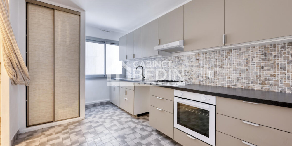 appartement à BORDEAUX (33000)
