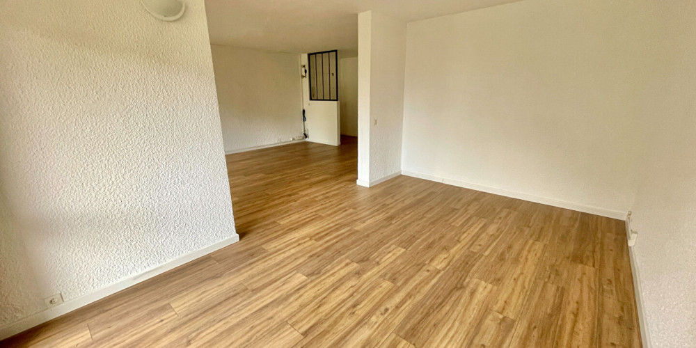 appartement à VILLENAVE D ORNON (33140)
