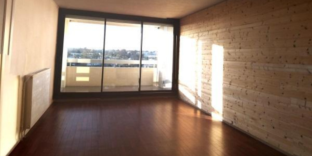 appartement à PESSAC (33600)