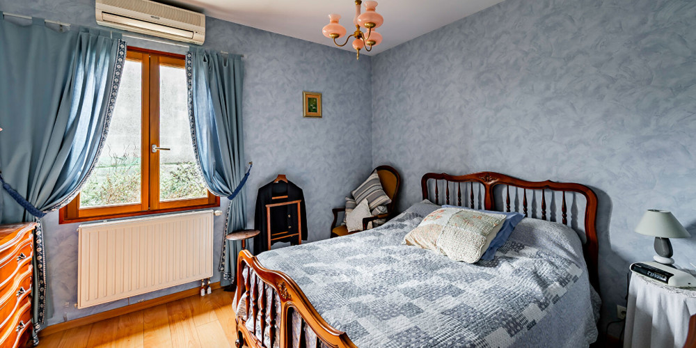 maison à CASTILLON LA BATAILLE (33350)