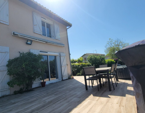 maison  CADAUJAC