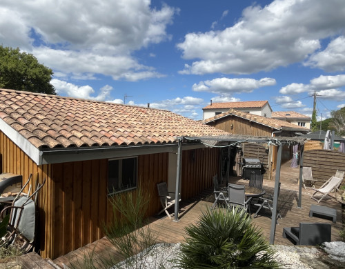 maison  CARCANS