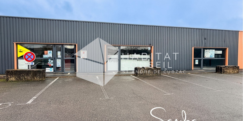 local commercial à CAVIGNAC (33620)