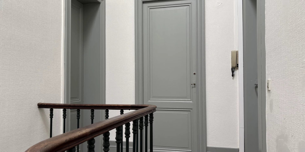 appartement à BORDEAUX (33800)