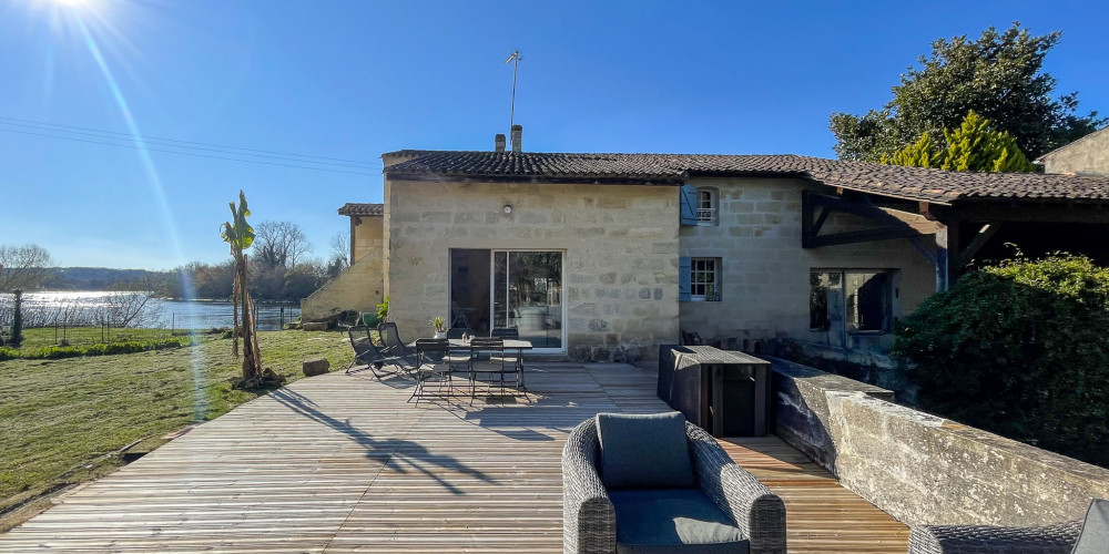 maison à STE TERRE (33350)