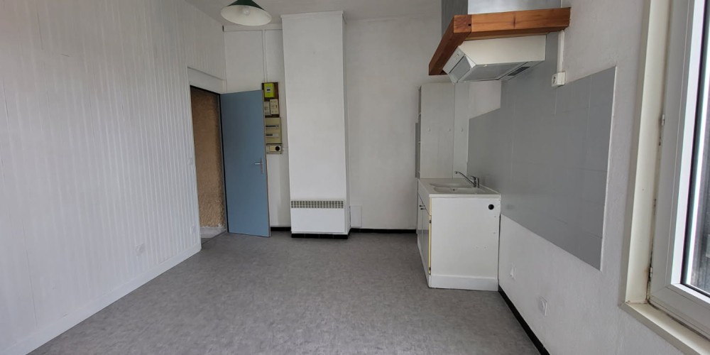 appartement à BORDEAUX (33300)