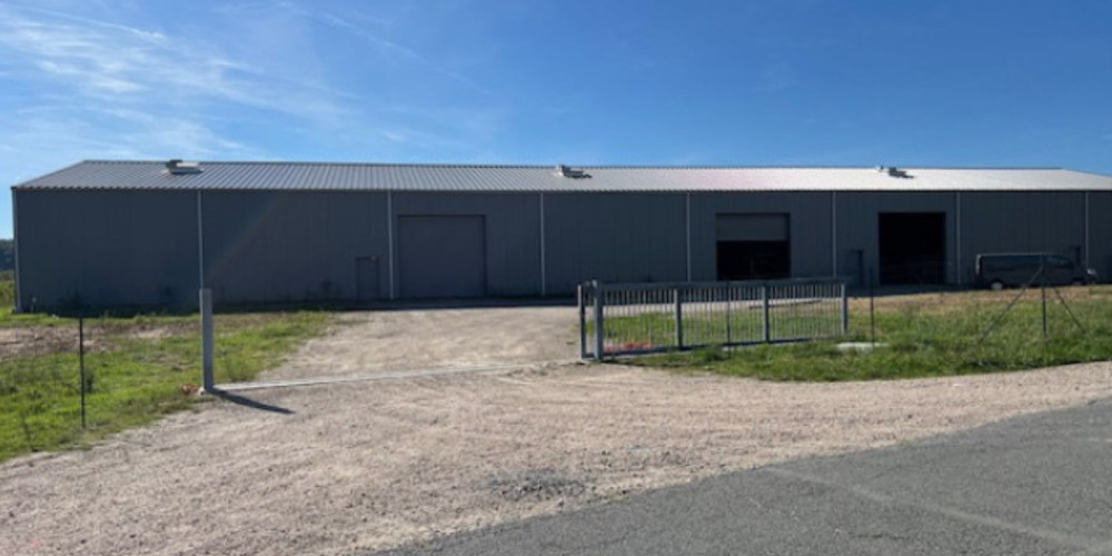 local industriel à MONTUSSAN (33450)