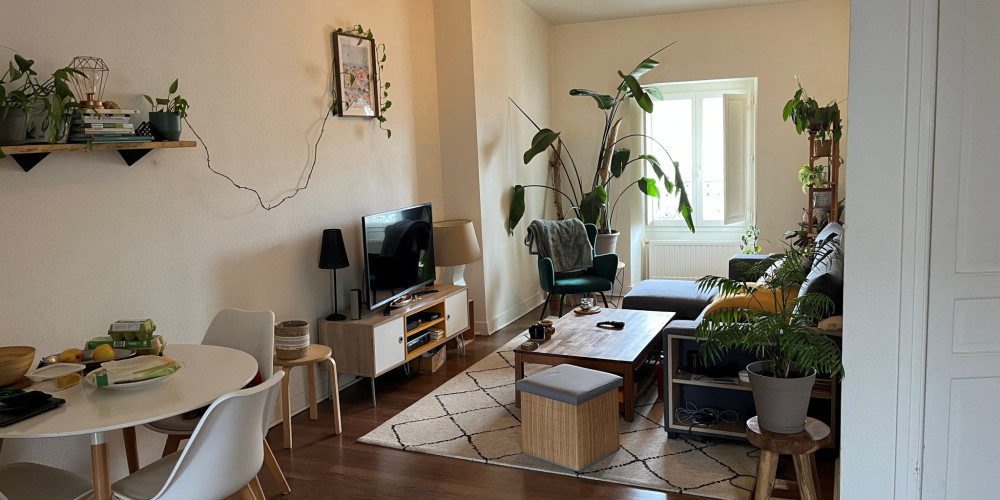 immeuble à BORDEAUX (33000)