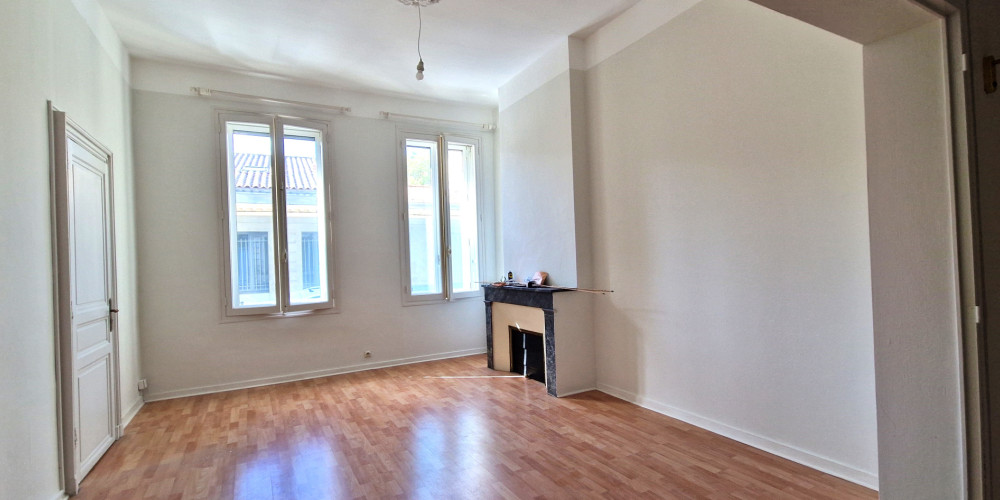 immeuble à BORDEAUX (33000)