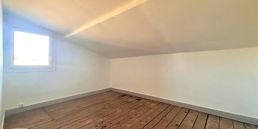 appartement à ST QUENTIN DE BARON (33750)