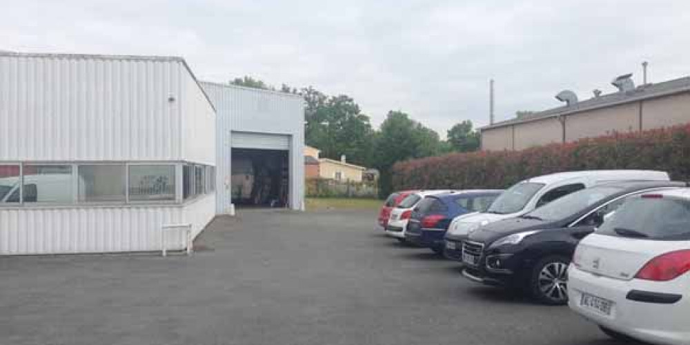 local industriel à CARBON BLANC (33560)