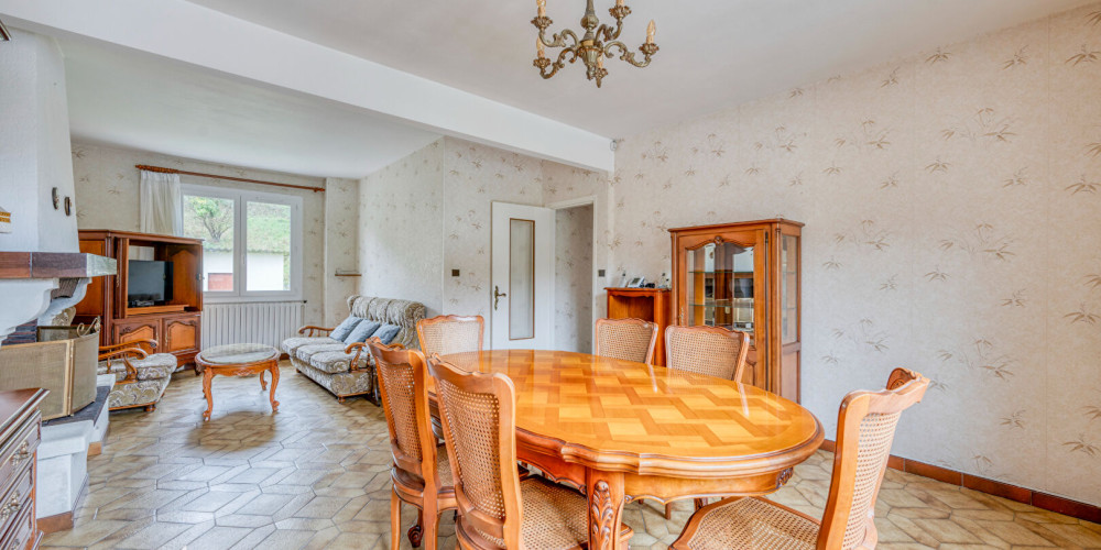 maison à BASSENS (33530)