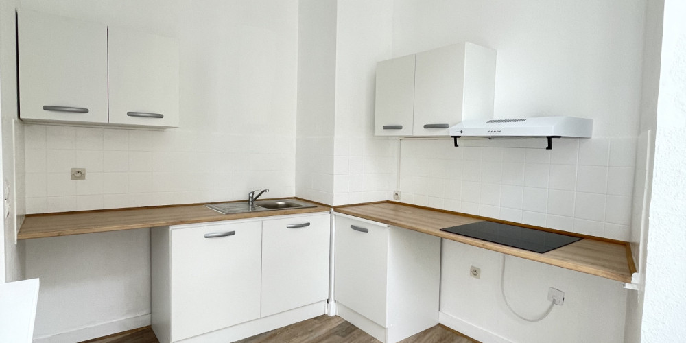 appartement à BORDEAUX (33000)