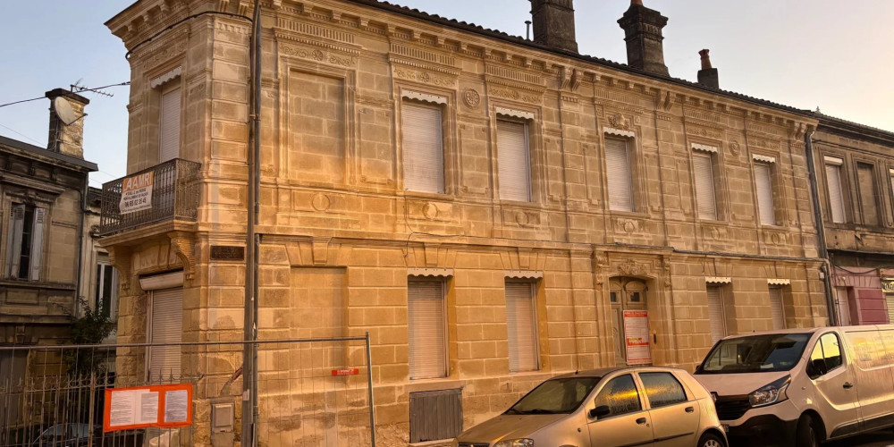 appartement à BORDEAUX (33800)