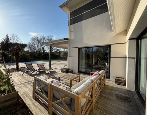 maison  ST JEAN D ILLAC