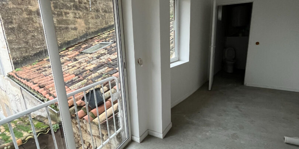 maison à CASTILLON LA BATAILLE (33350)