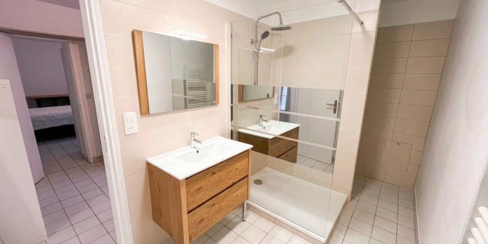 appartement à BORDEAUX (33000)