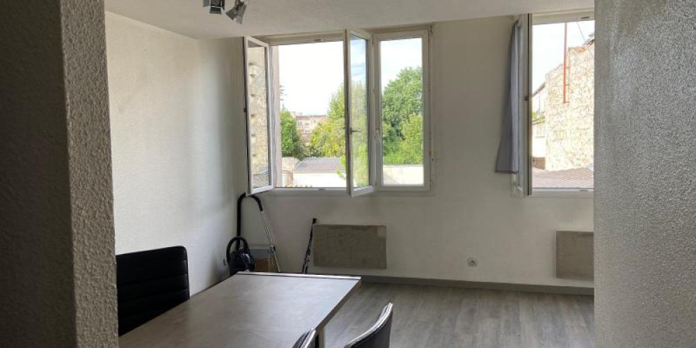 appartement à BORDEAUX (33800)