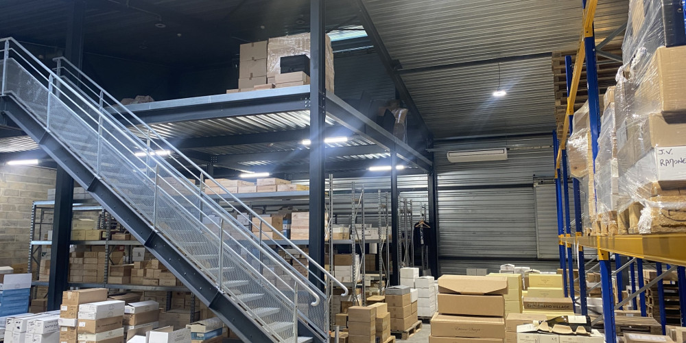 local industriel à LE BOUSCAT (33110)