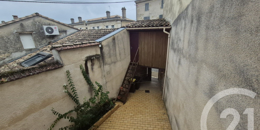 appartement à VILLANDRAUT (33730)