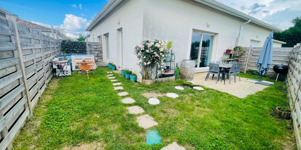 maison à ARTIGUES PRES BORDEAUX (33370)