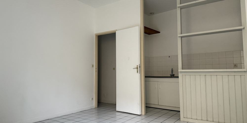appartement à BORDEAUX (33000)