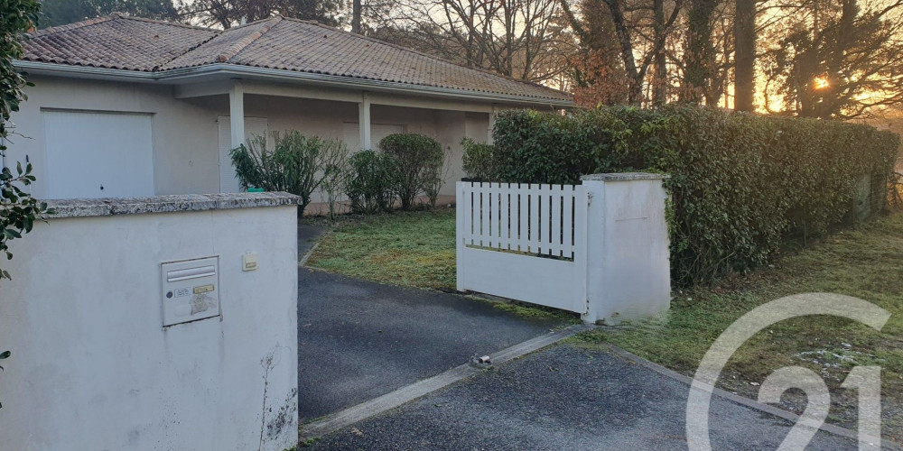 maison à LANTON (33138)