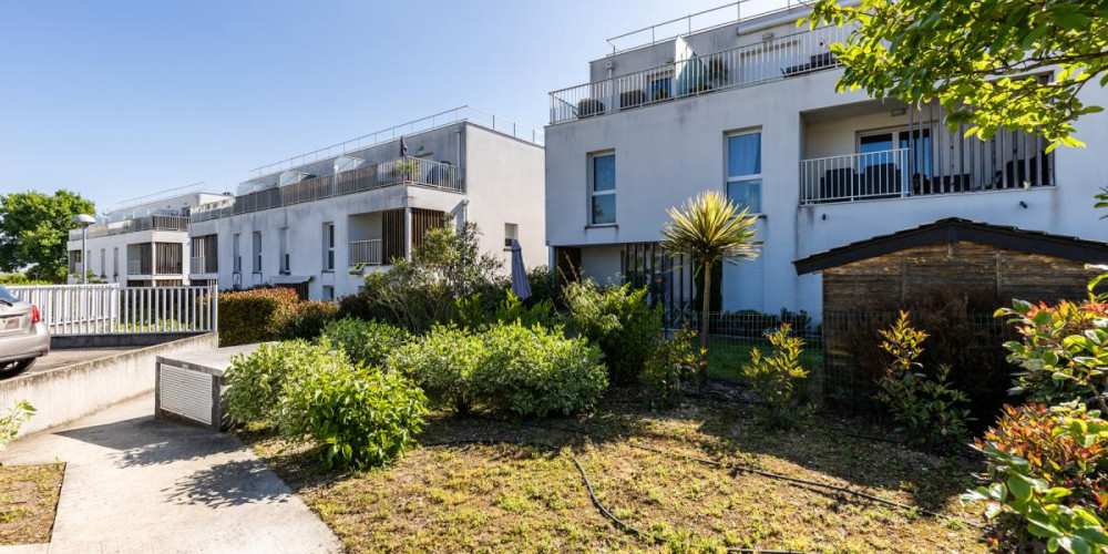 appartement à EYSINES (33320)