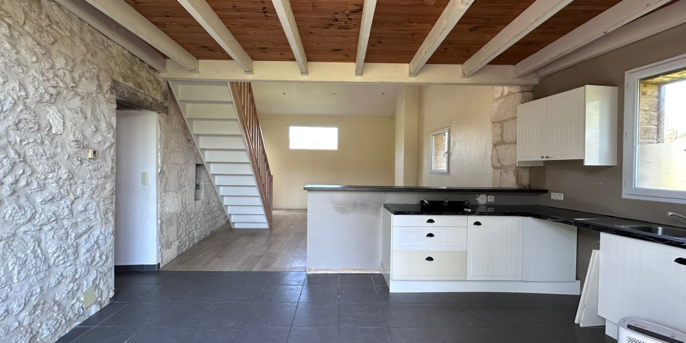 maison à VILLEGOUGE (33141)