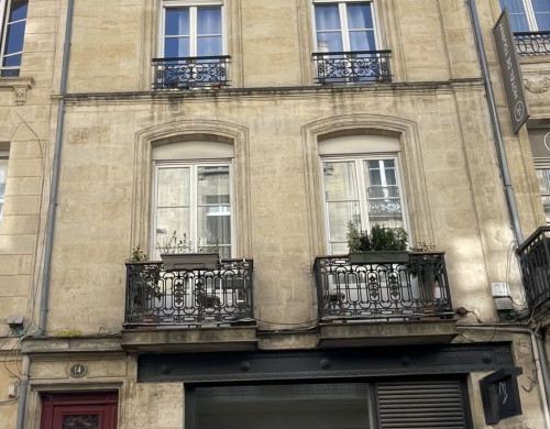 local commercial  BORDEAUX