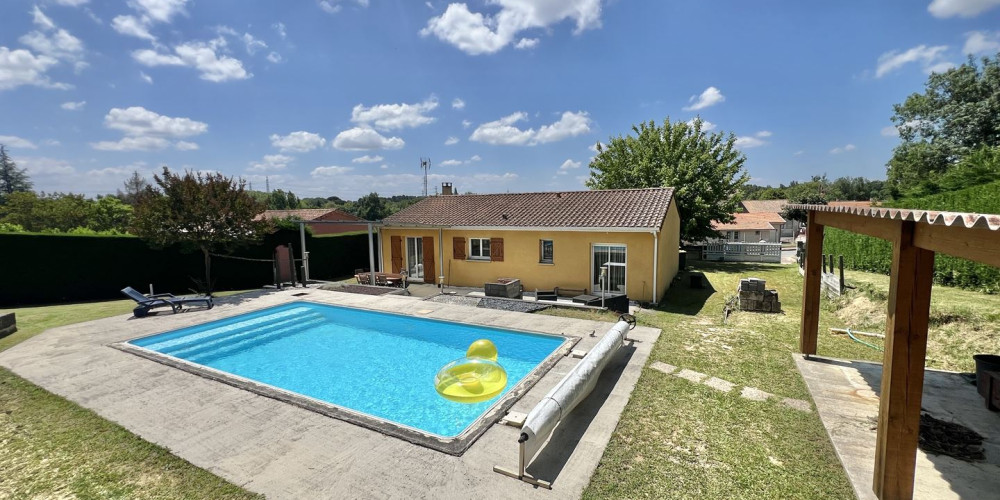 maison à ST DENIS DE PILE (33910)