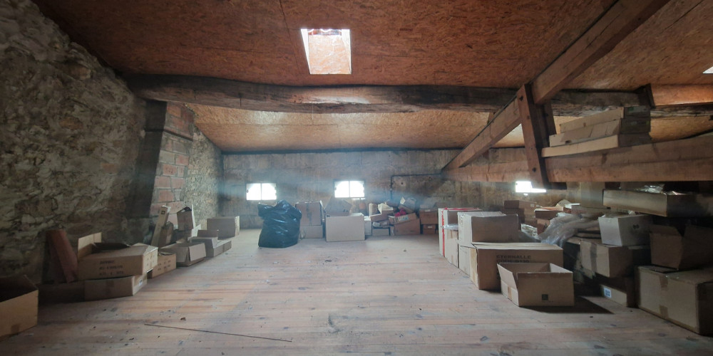 immeuble à SAUVETERRE DE GUYENNE (33540)