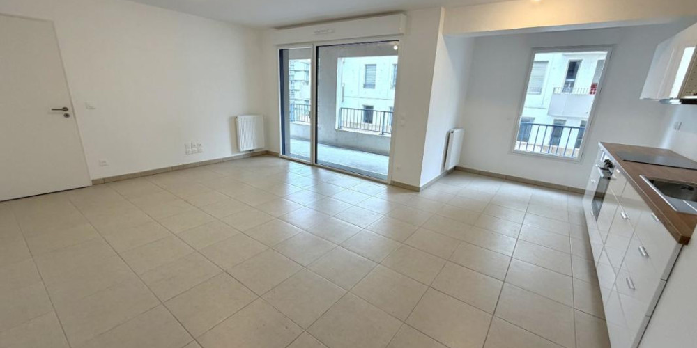 appartement à BORDEAUX (33800)