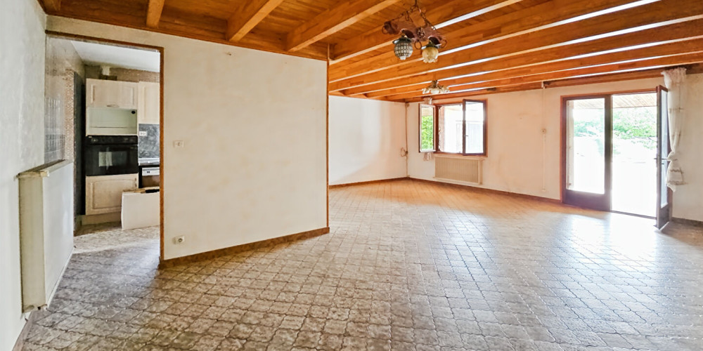 maison à VILLENAVE D ORNON (33140)