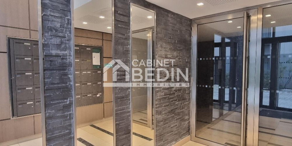 appartement à BORDEAUX (33000)