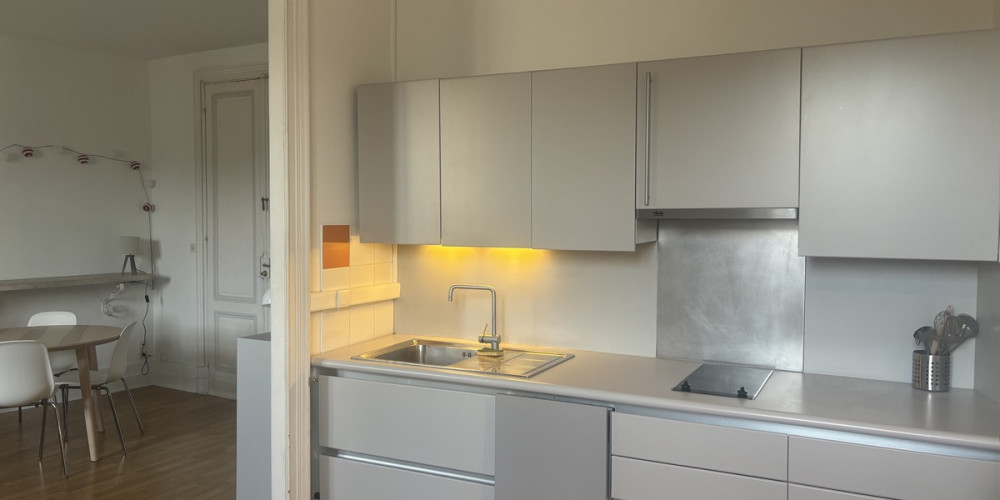 appartement à BORDEAUX (33000)